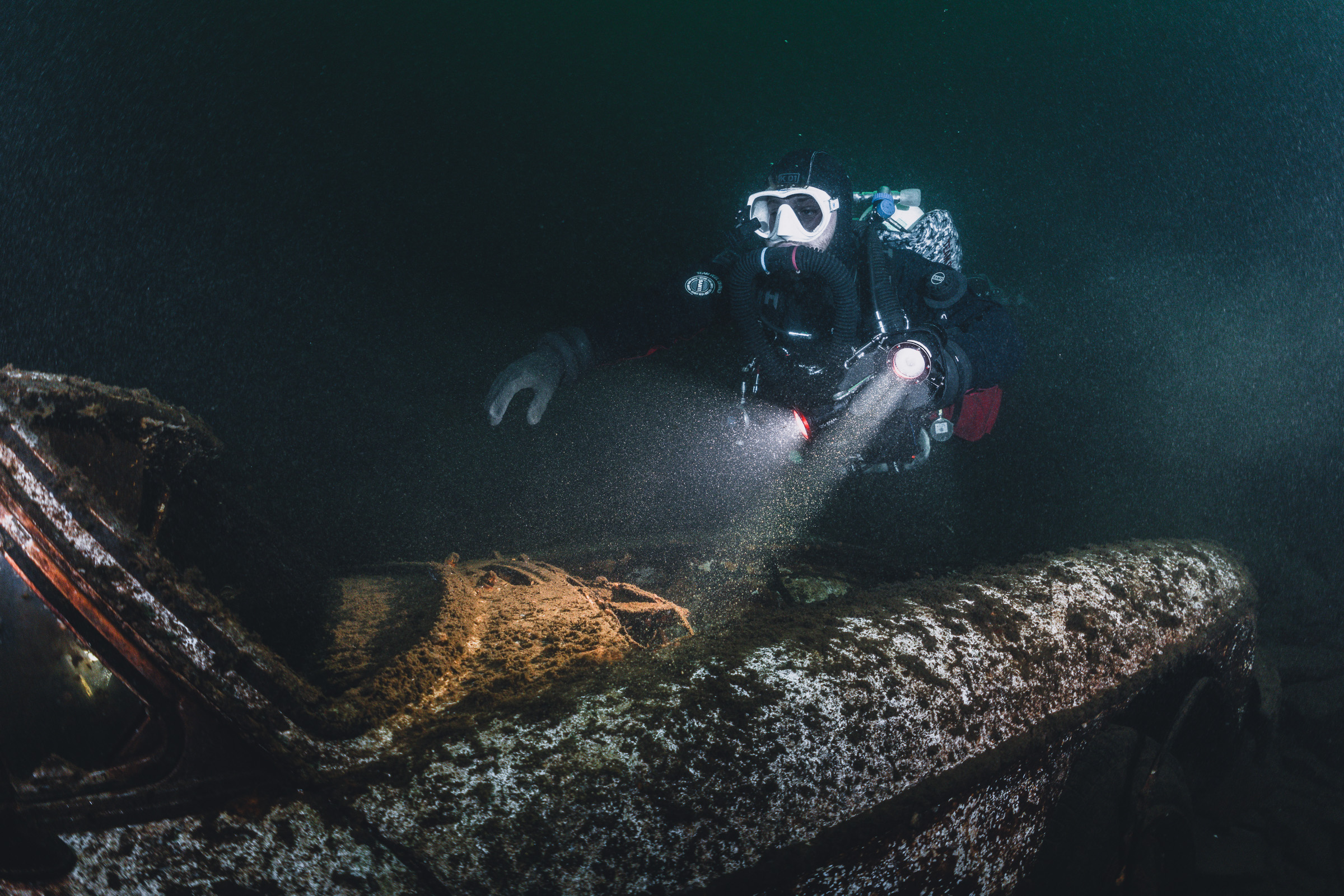 Across the roof of a sunken car, Stoney Cove, 20 m